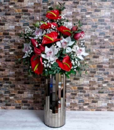 Aynalı Uzun Siyah Vazo