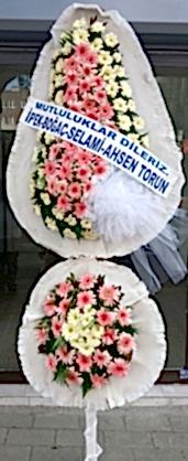 Pembe Beyaz Gerbera Ayaklı Sepet