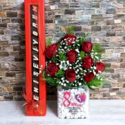 Güller ve Harf Çikolata Güller ve Harf Çikolata