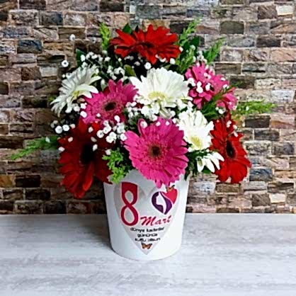 Kadınlar Günü Aranjmanı