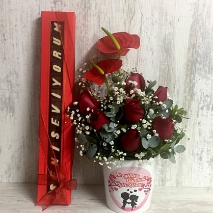 Antorium ve Çikolata Antorium ve Çikolata