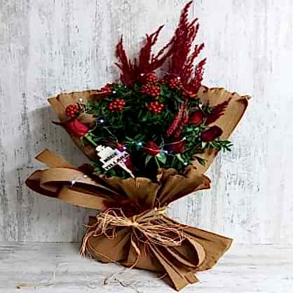 Led Işıklı Kokina Buketi Led Işıklı Kokina Buketi