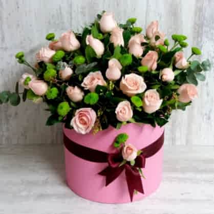 Pembe Kutuda Güller