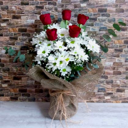 Kanaviçe Tülde Gül ve Papatya