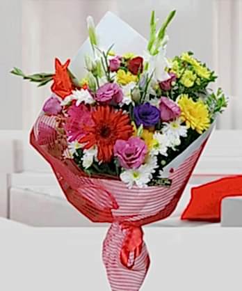 Demet Çiçek Buket