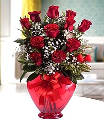 Kalp Vazo 11 Kırmızı Güller