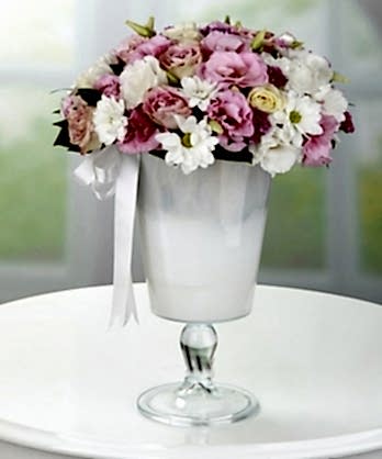 Zarif Pembe Beyaz Aranjman