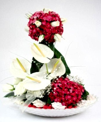 Zarif Çiçek Aranjmanı