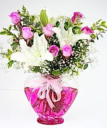 Kalpte Pembe Gül Lilyum