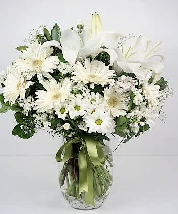 Zarif Beyaz Aranjman